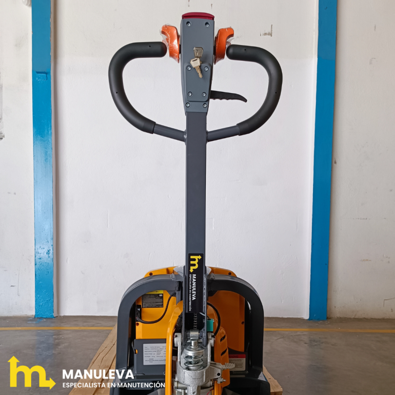 zoom en la parte delantera transpaleta eléctrica batería de litio de 30 Ah