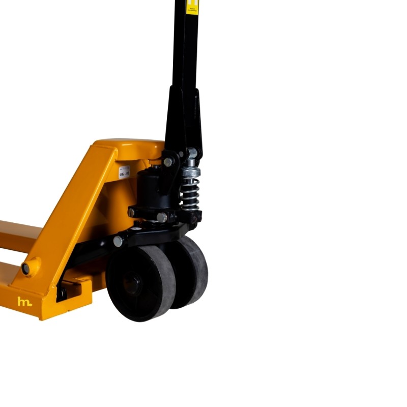 Zoom sobre la rueda de timón de la Transpaleta manual 2000 kg 2000 mm