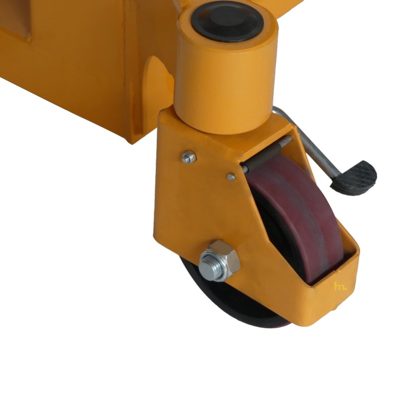 Vista de las ruedas del apilador manual con manivela 1000 kg – Elevación 1500 mm