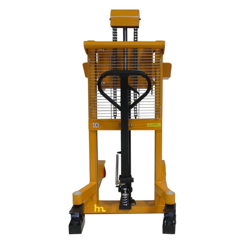 Vista trasera del apilador manual para bobinas 1000 kg - Elevación 916 mm